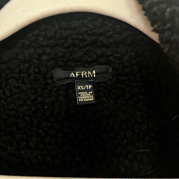 AFRM OPHELIA OVERSIZE BLACK FAUX LEATHER JACKET - Picture 2 of 5